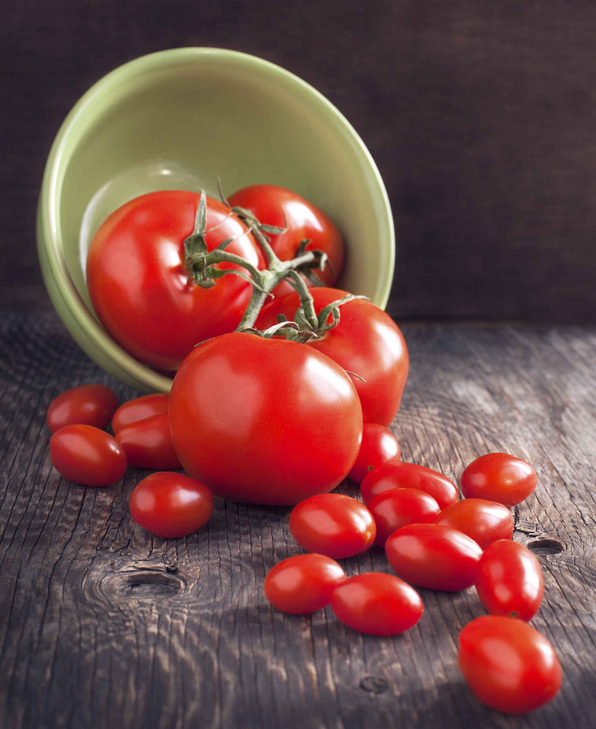 tomatoes iStock_000038941152Largejpg